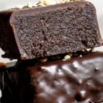 Schokoladige No-Bake Brownies mit Tahini und Datteln 4 Schokoladige No-Bake Brownies mit Tahini und Datteln