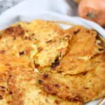 Knusprige Deutsche Reibekuchen nach traditioneller Art 4 Knusprige Deutsche Reibekuchen nach traditioneller Art