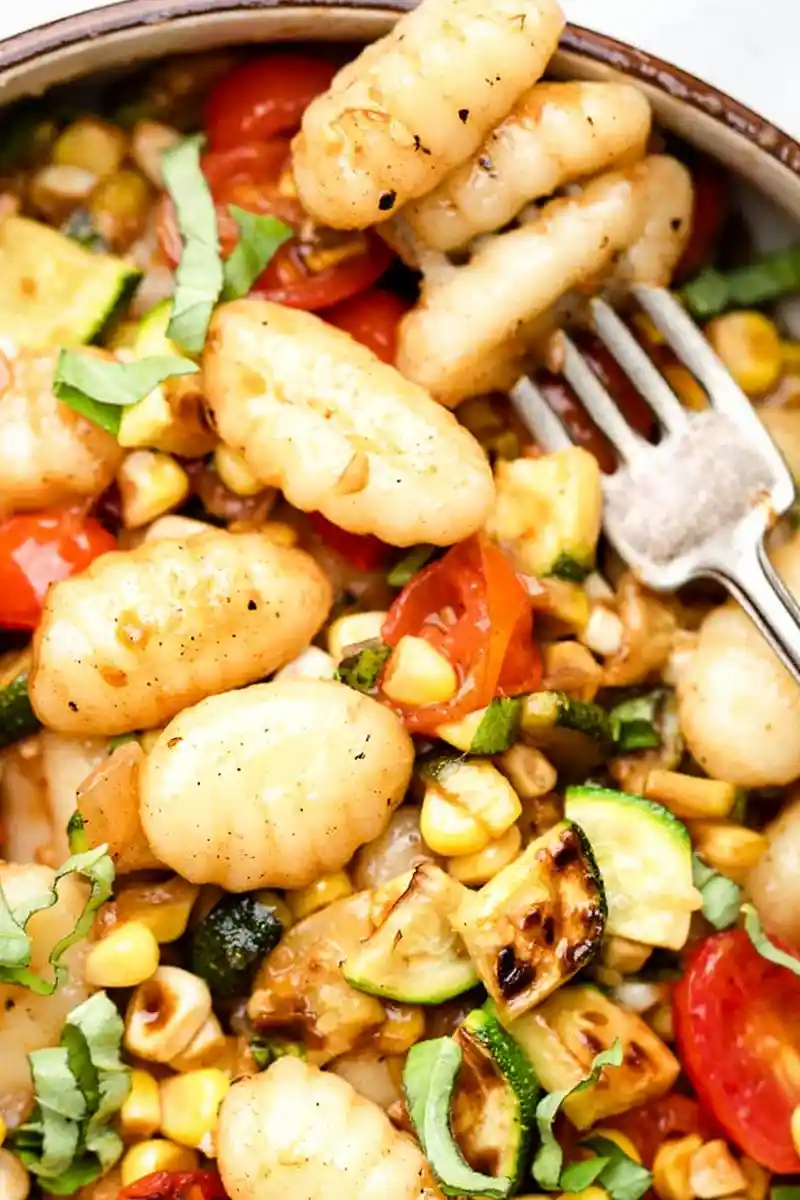 Sommerliche Gnocchi mit Saisongemüse 3 Recipe image