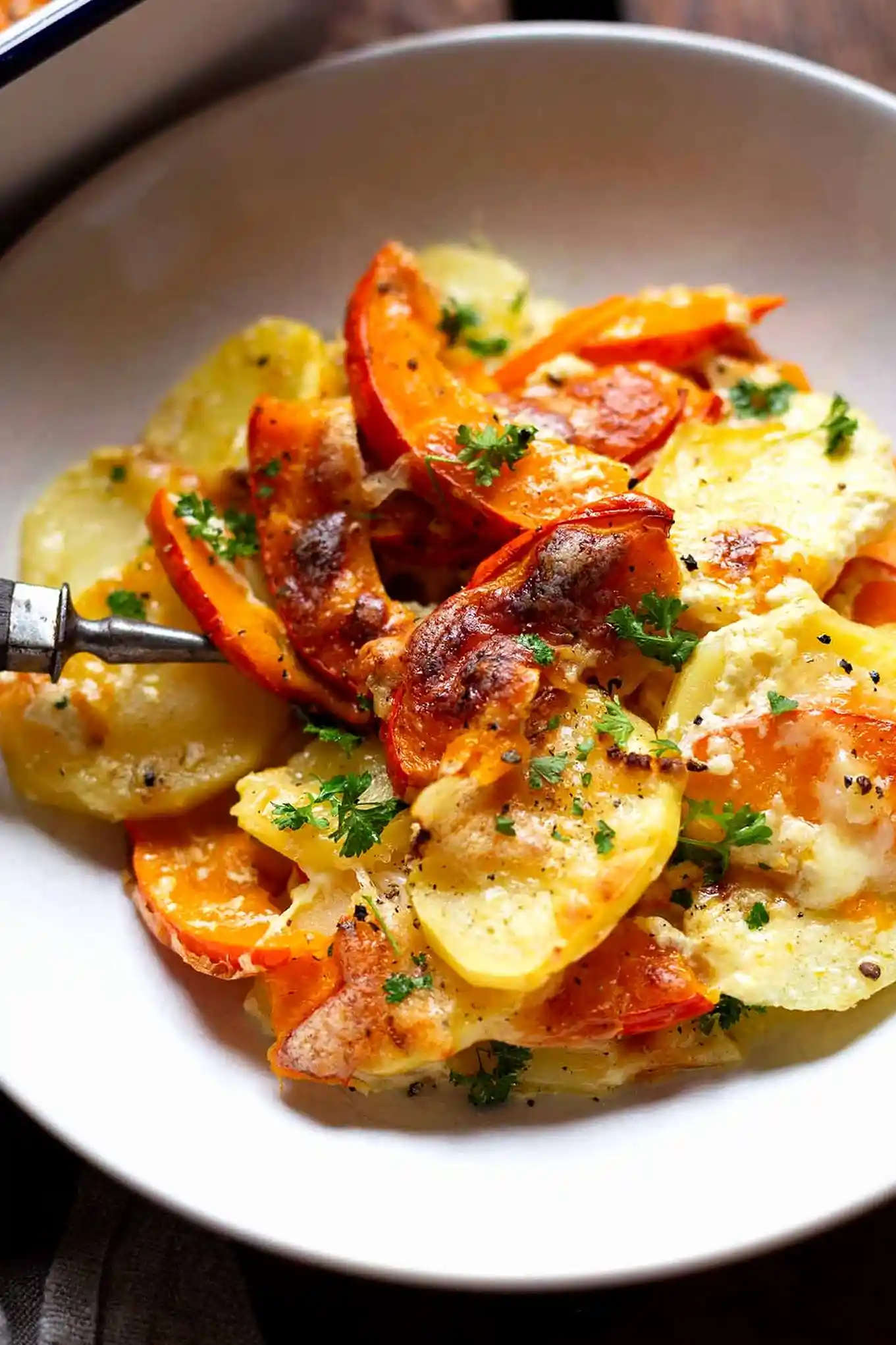 Herzhafter Kürbis-Kartoffel-Auflauf mit Käsekruste 3 Recipe image