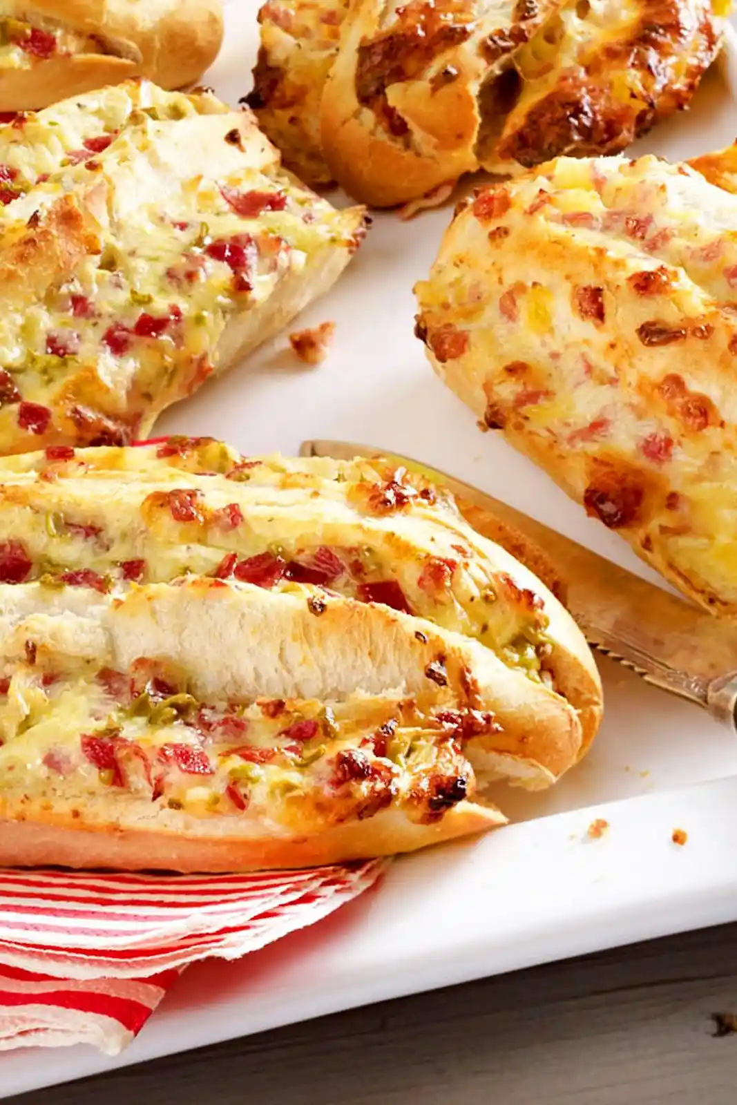 Herzhaft gefüllte Ofen-Baguettes für Gäste 3 Recipe image