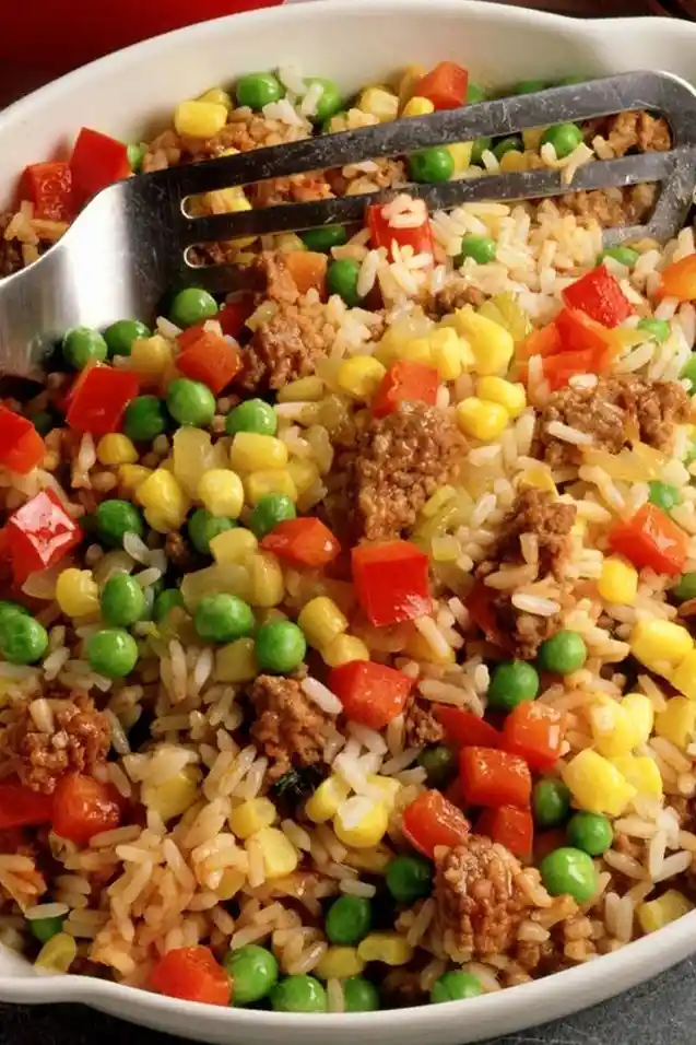Nährstoffreiche Reis-Hackfleisch-Pfanne mit buntem Gemüse 3 Recipe image