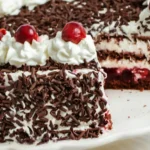Klassische Schwarzwälder Kirschtorte ohne Alkohol 4 Klassische Schwarzwälder Kirschtorte ohne Alkohol