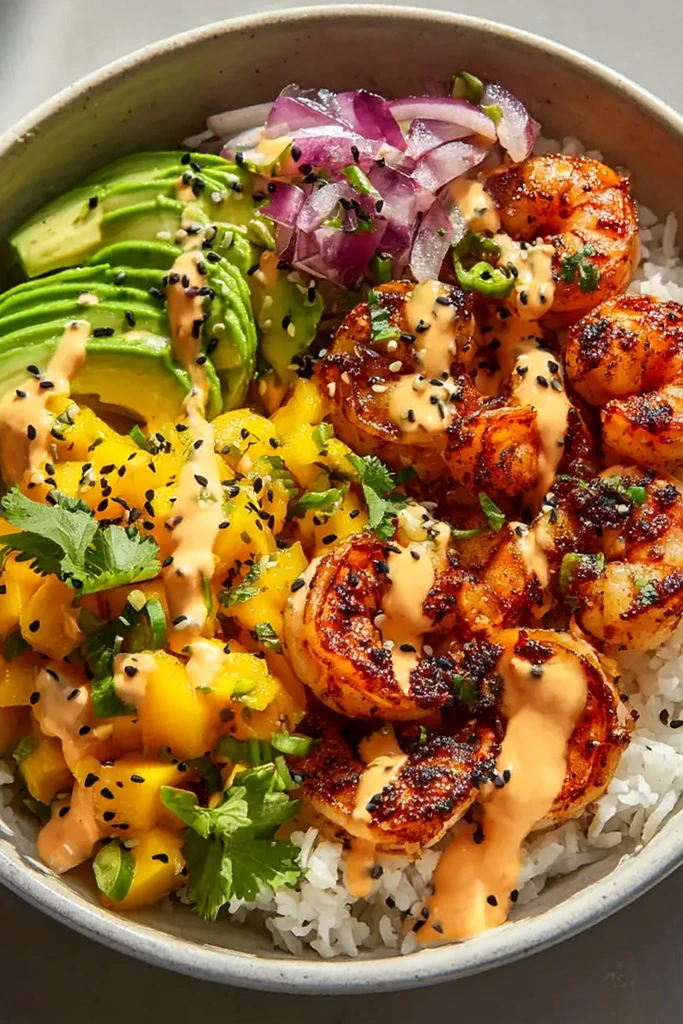 Gesunde Gegrillte Garnelen-Avocado-Bowls mit Mangosalsa 3 Recipe image