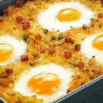 Herzhafter Kartoffelauflauf mit Spiegeleiern und Möhren 4 Herzhafter Kartoffelauflauf mit Spiegeleiern und Möhren