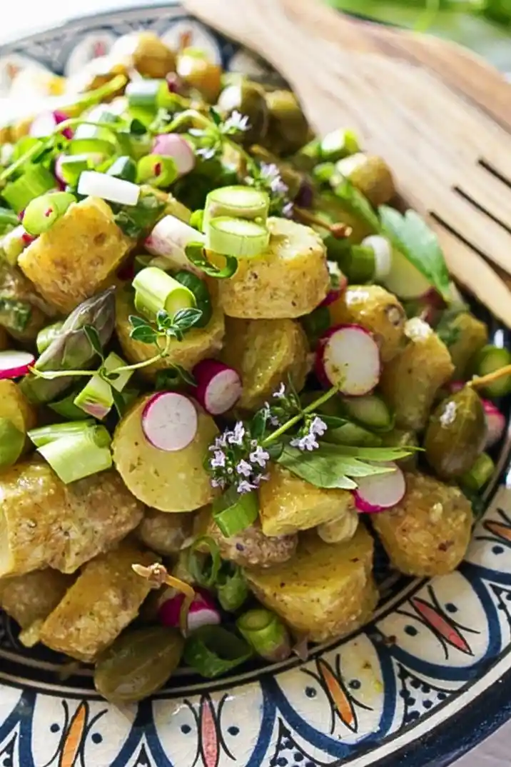 Kartoffelsalat mit Senf-Honig-Dressing und grünem Spargel 3 Recipe image