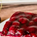 Saftiger Kirsch-Schmand-Blechkuchen mit Vanillecreme 4 Saftiger Kirsch-Schmand-Blechkuchen mit Vanillecreme