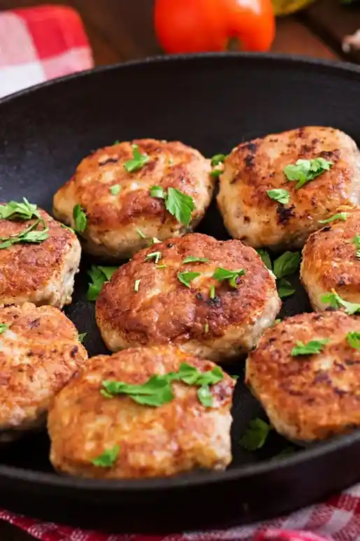 Saftige Klassische Frikadellen nach traditioneller Art 3 Recipe image