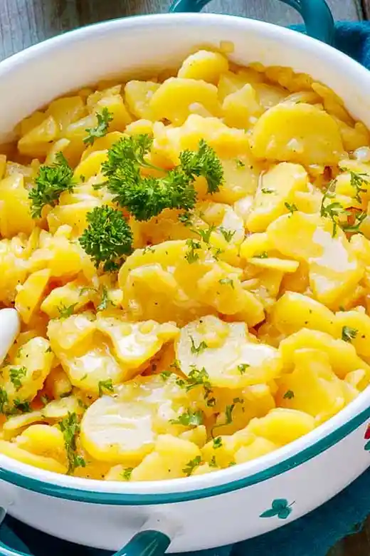 Traditioneller Süddeutscher Kartoffelsalat mit Brühe 3 Recipe image