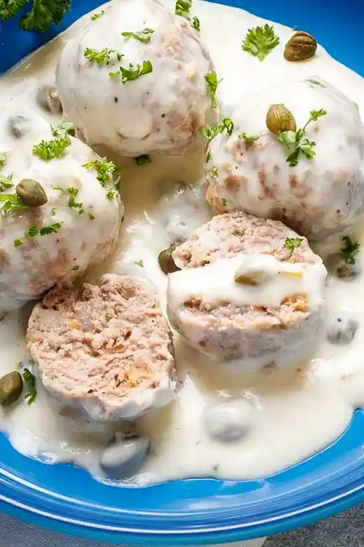 Traditionelle Königsberger Klopse mit cremiger Kapernsoße 3 Recipe image