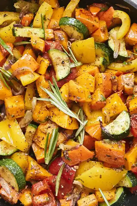 Bunte Kürbis-Gemüse-Pfanne mit Vollkornreis 3 Recipe image