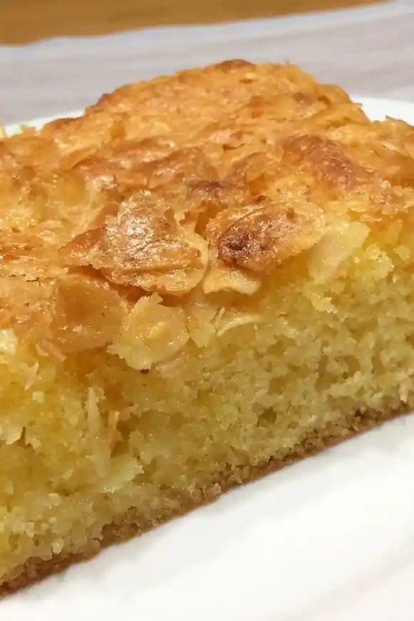 Saftiger Mandel-Becherkuchen vom Blech 3 Recipe image