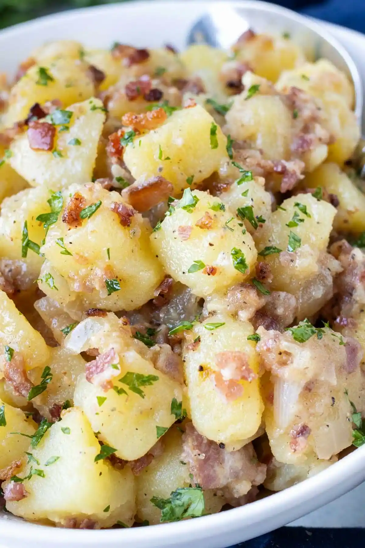 Traditioneller Warmer Deutscher Kartoffelsalat mit Rinderspeck 3 Recipe image
