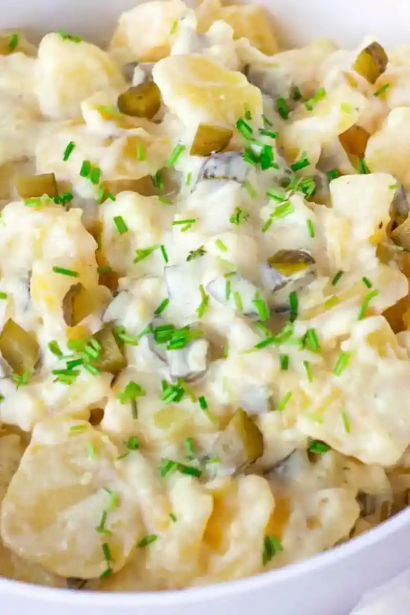 Klassischer Kartoffelsalat mit Mayonnaise und Brühe 3 Recipe image