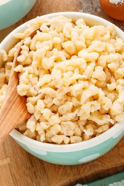 Hausgemachte Spätzle nach traditioneller Art 3 Recipe image