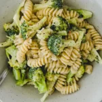 Cremige One Pot Pasta mit Brokkoli 4 Cremige One Pot Pasta mit Brokkoli
