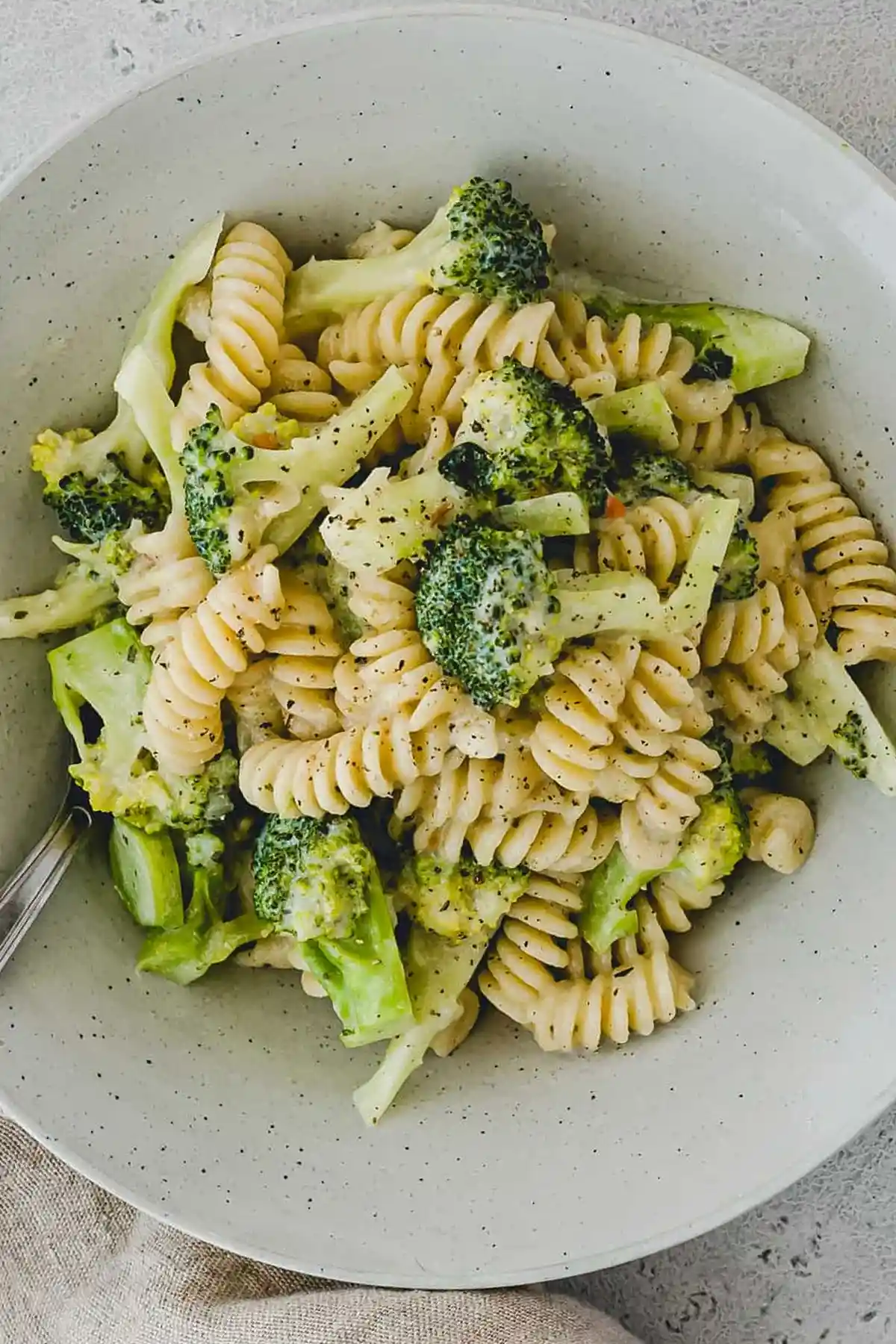 Cremige One Pot Pasta mit Brokkoli 3 Recipe image
