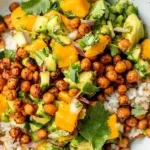 Proteinreicher Mango-Kichererbsensalat mit Tofu-Reis 4 Proteinreicher Mango-Kichererbsensalat mit Tofu-Reis