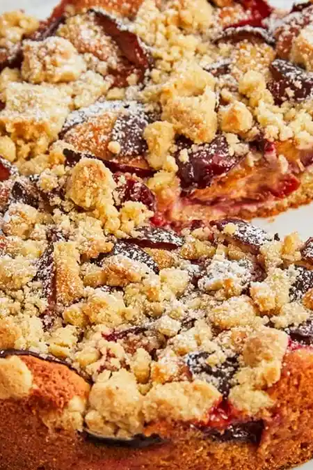Hausgemachter Pflaumenkuchen mit knusprigen Streuseln 3 Recipe image