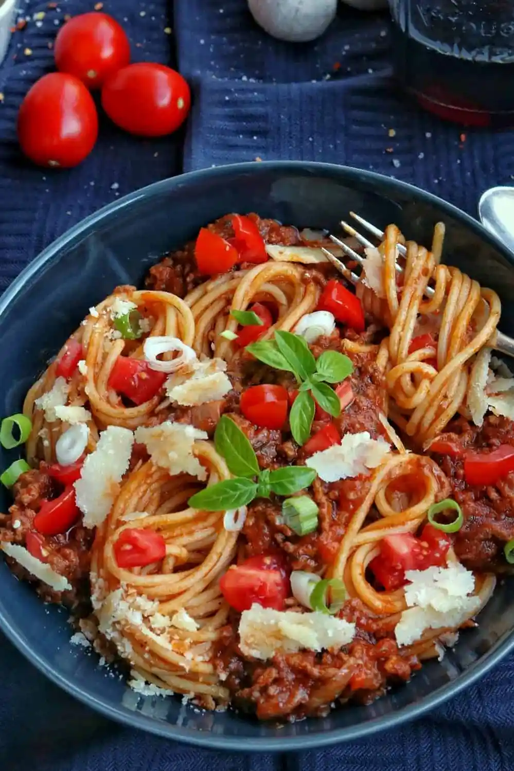 Hausgemachte Spaghetti Bolognese: Das ultimative Rezept für Familien 3 Recipe image