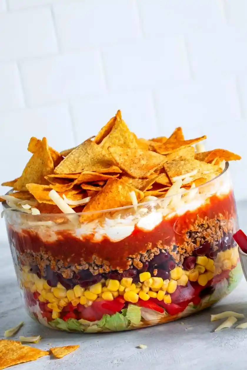 Herzhafter Taco-Salat mit Schmand und Rinderhackfleisch 3 Recipe image