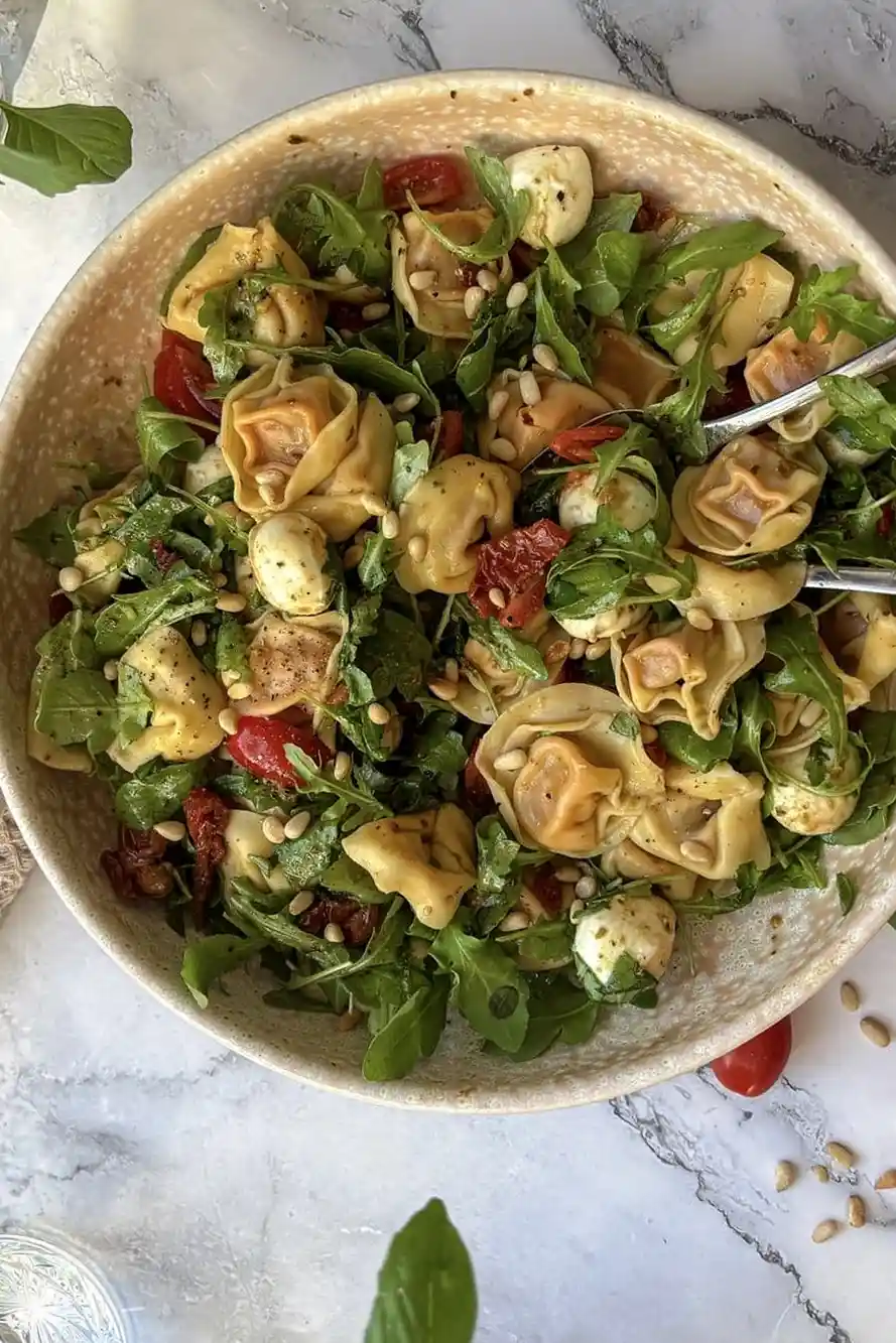 Tortellini-Salat Caprese 3 Recipe image