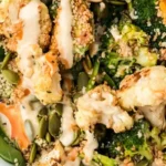 Vegan Low-Carb Buddha Bowls mit geröstetem Blumenkohl und Brokkoli 4 Vegan Low-Carb Buddha Bowls mit geröstetem Blumenkohl und Brokkoli