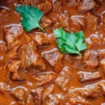 Zartes Rindergulasch nach klassischer Art 4 Zartes Rindergulasch nach klassischer Art