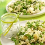 Zucchini-Erbsen-Couscoussalat mit Fetakäse 4 Zucchini-Erbsen-Couscoussalat mit Fetakäse