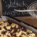 Klassischer Zwetschgendatschi mit Mürbteig und knusprigen Streuseln 4 Klassischer Zwetschgendatschi mit Mürbteig und knusprigen Streuseln
