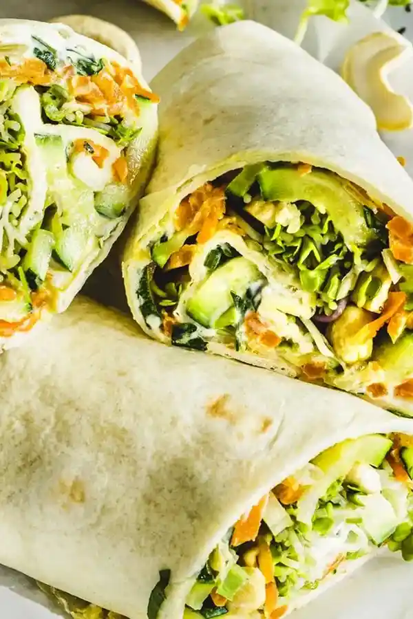 Schnelle Gemüse-Wraps mit frischer Kräutercreme 3 Recipe image