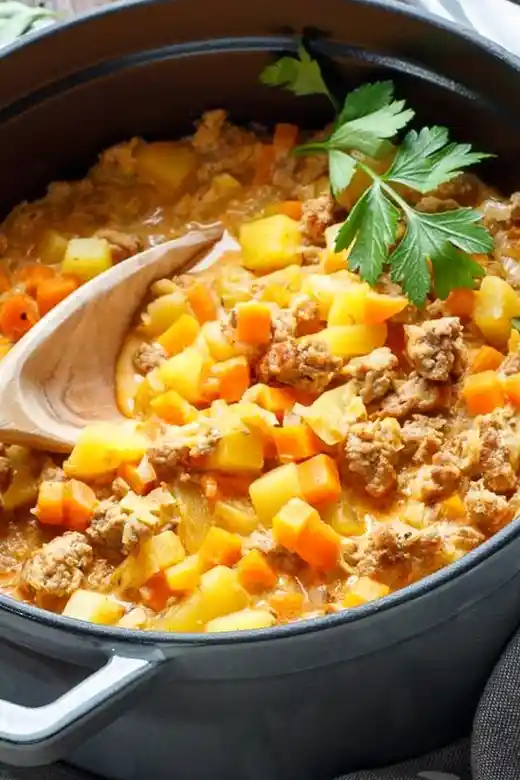 Herzhafter Bauerntopf mit Rinderhack und buntem Gemüse 3 Recipe image