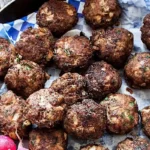 Klassische Deutsche Frikadellen: Das traditionelle Rezept für saftige Fleischpflanzerl 4 Klassische Deutsche Frikadellen: Das traditionelle Rezept für saftige Fleischpflanzerl