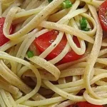 Knoblauchspaghetti mit frischen Tomaten: Ein schnelles Pasta-Gericht 4 Knoblauchspaghetti mit frischen Tomaten: Ein schnelles Pasta-Gericht