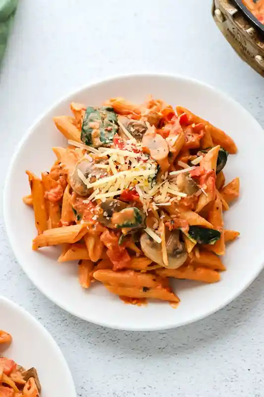 Cremige Penne Rosa mit Gemüse 3 Recipe image