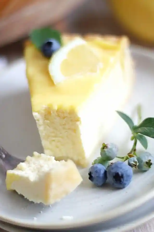 Zitroniger Käsekuchen mit Lemon Curd Topping 3 Recipe image