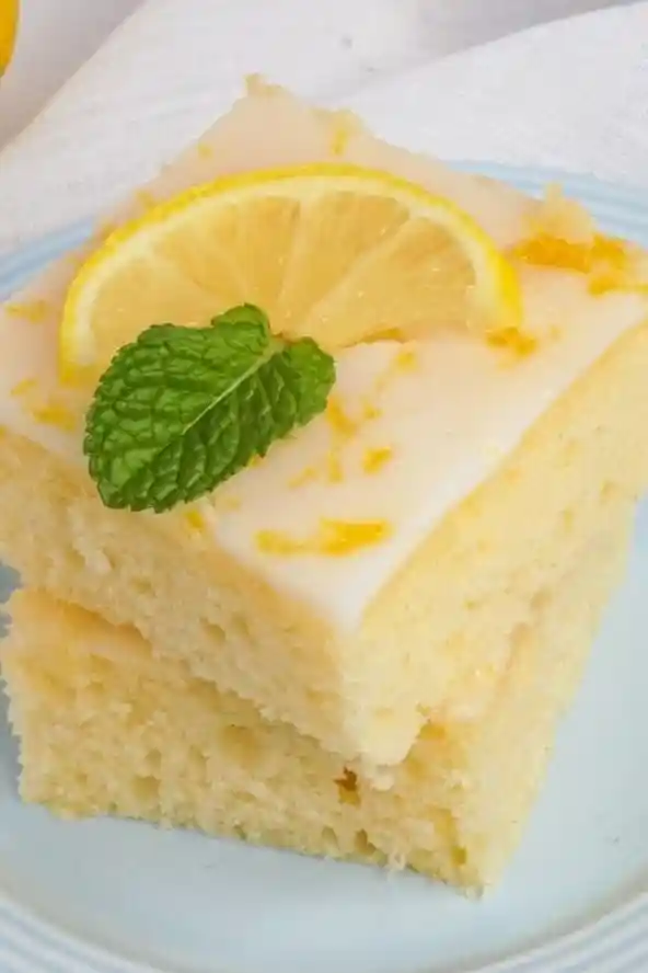 Saftiger Zitronenkuchen mit Joghurt und Öl 3 Recipe image