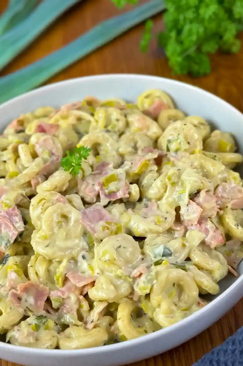 Cremige Lauch-Nudeln aus einem Topf mit Truthahnschinken 3 Recipe image