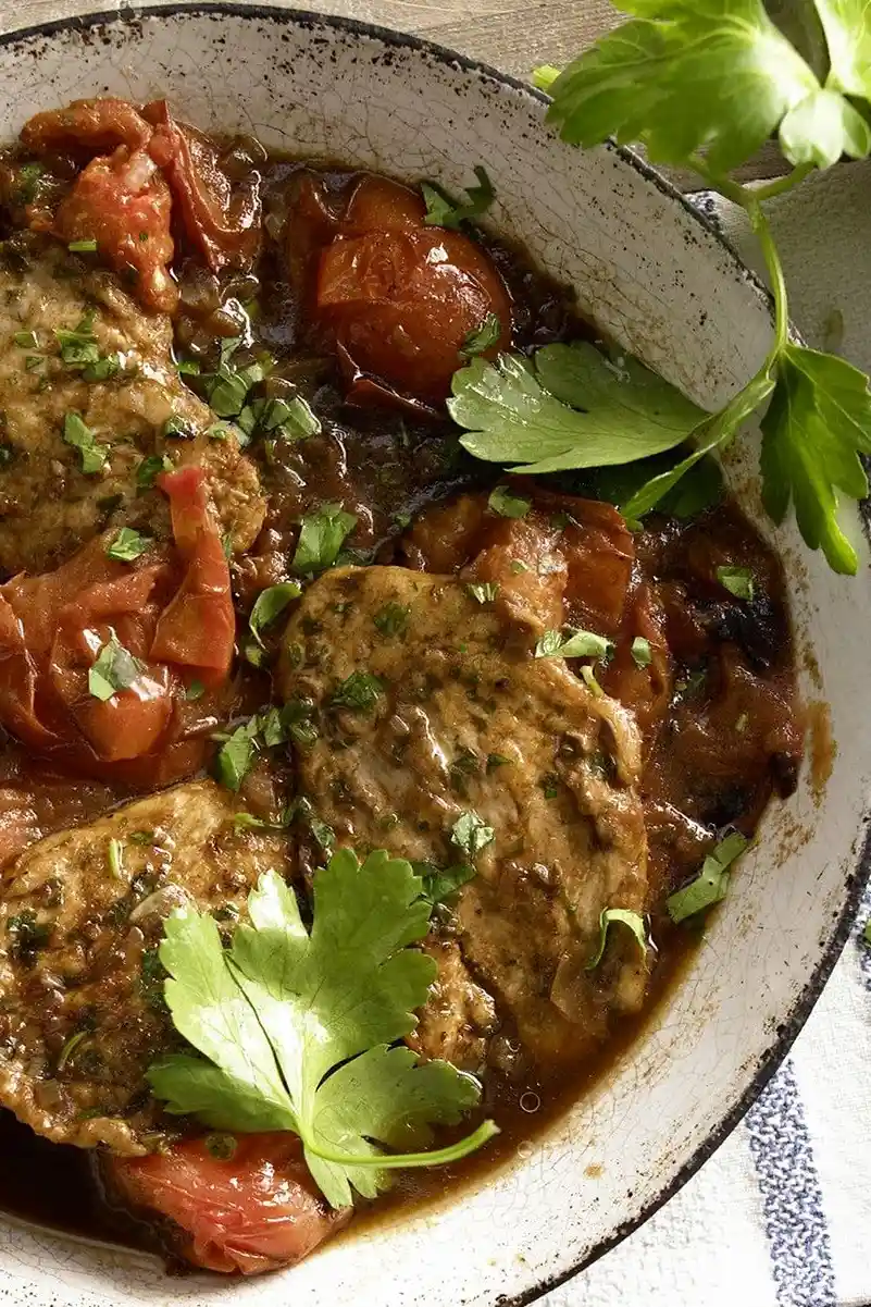 Schnelle Hähnchenschnitzel mit gerösteten Tomaten und Traubensaft-Sauce 3 Recipe image