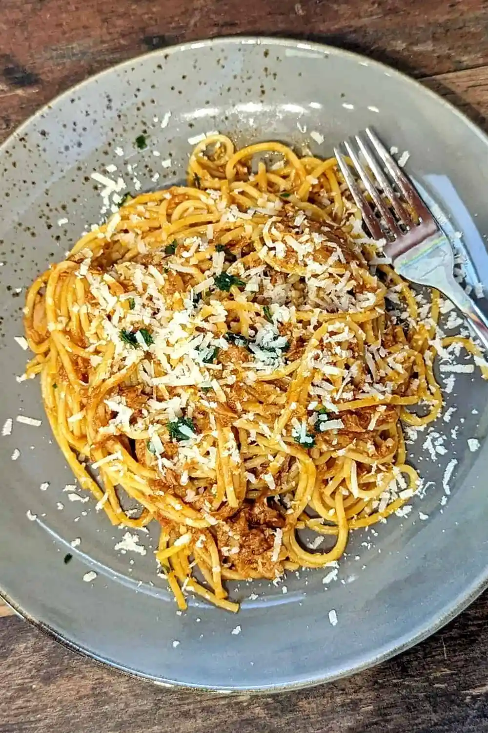 Spaghetti mit Thunfisch-Tomatensoße: Schnell und Preiswert 3 Recipe image