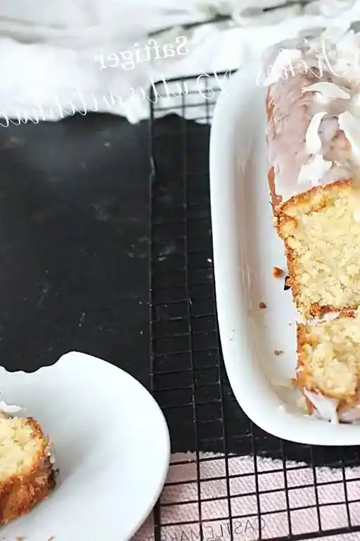 Saftiger Kokos-Buttermilchkuchen aus der Kastenform 3 Saftiger Kokos-Buttermilchkuchen aus der Kastenform