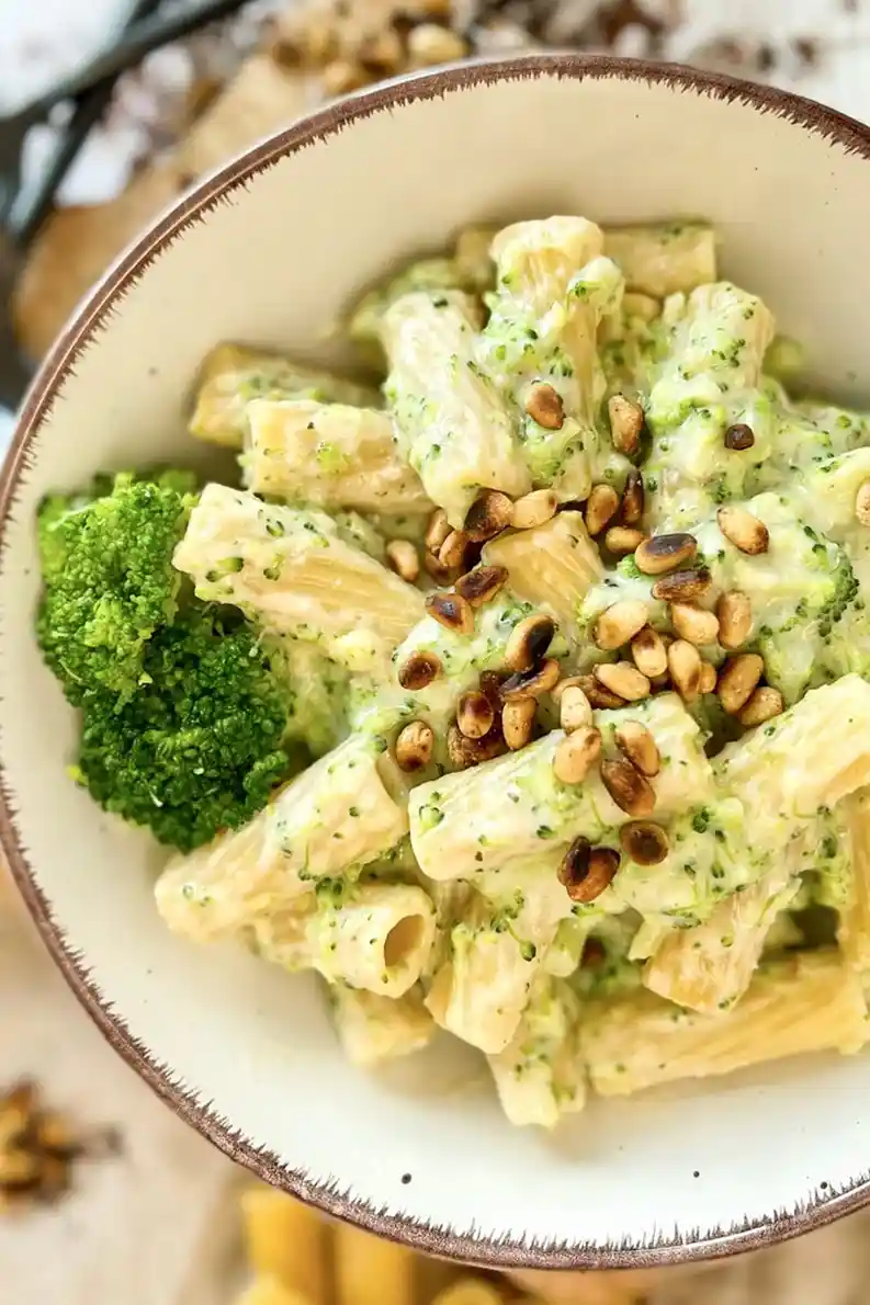 Cremige Brokkoli Nudeln vegan 3 Recipe image