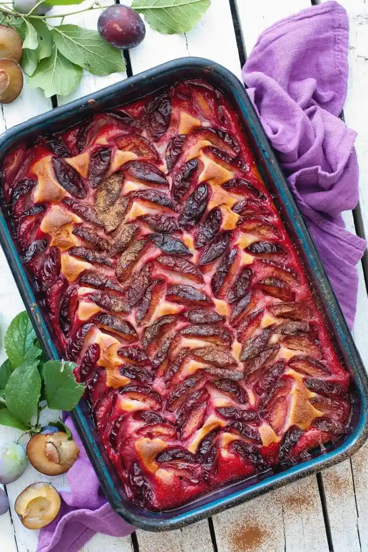 Saftiger Zwetschgenkuchen mit Rührteig und knuspriger Zuckerkruste 3 Recipe image