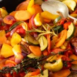 Die perfekte Gemüsepfanne: Schnell, gesund und aromatisch 4 Die perfekte Gemüsepfanne: Schnell, gesund und aromatisch